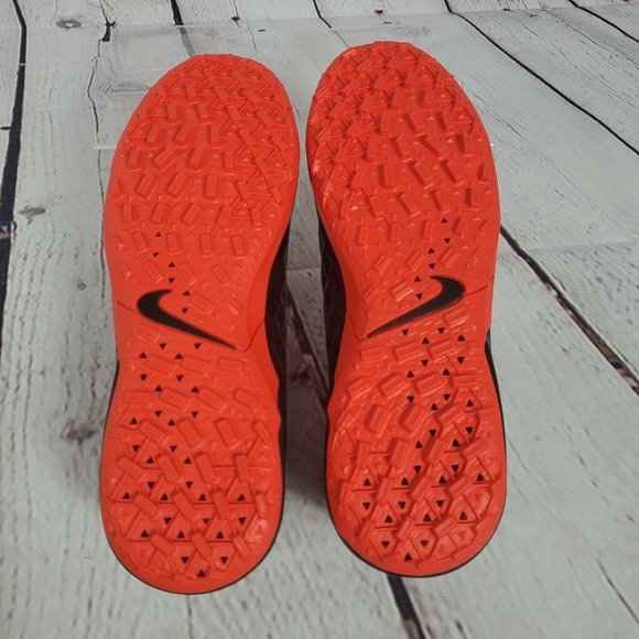 Nike Tiempo Legend 8 Academy Turf Soccer Shoes - Picture 8 of 8